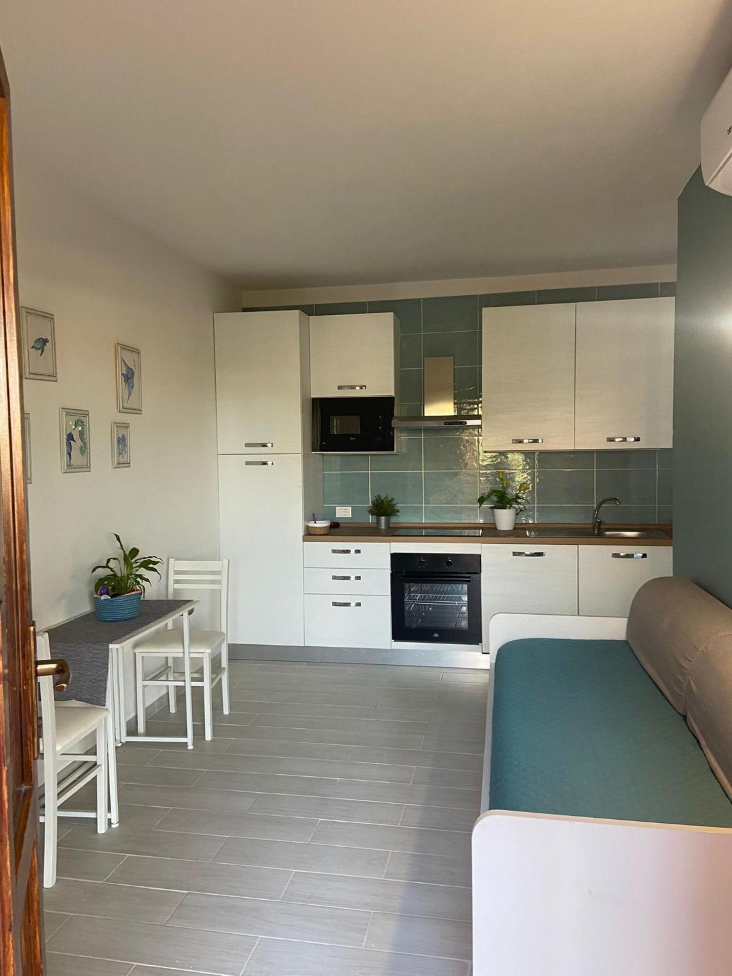 Casa Smeralda: Con Giardino E Vicino Al Mare Punta Molara Exterior foto